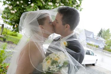 smooching by the limo